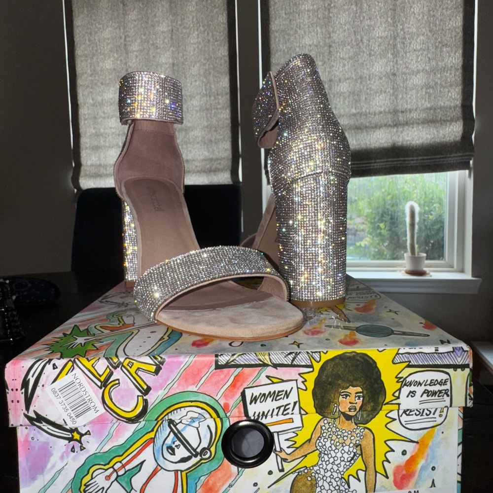 Jeffrey Campbell Glittering Silver Heels - Picture 5 of 5